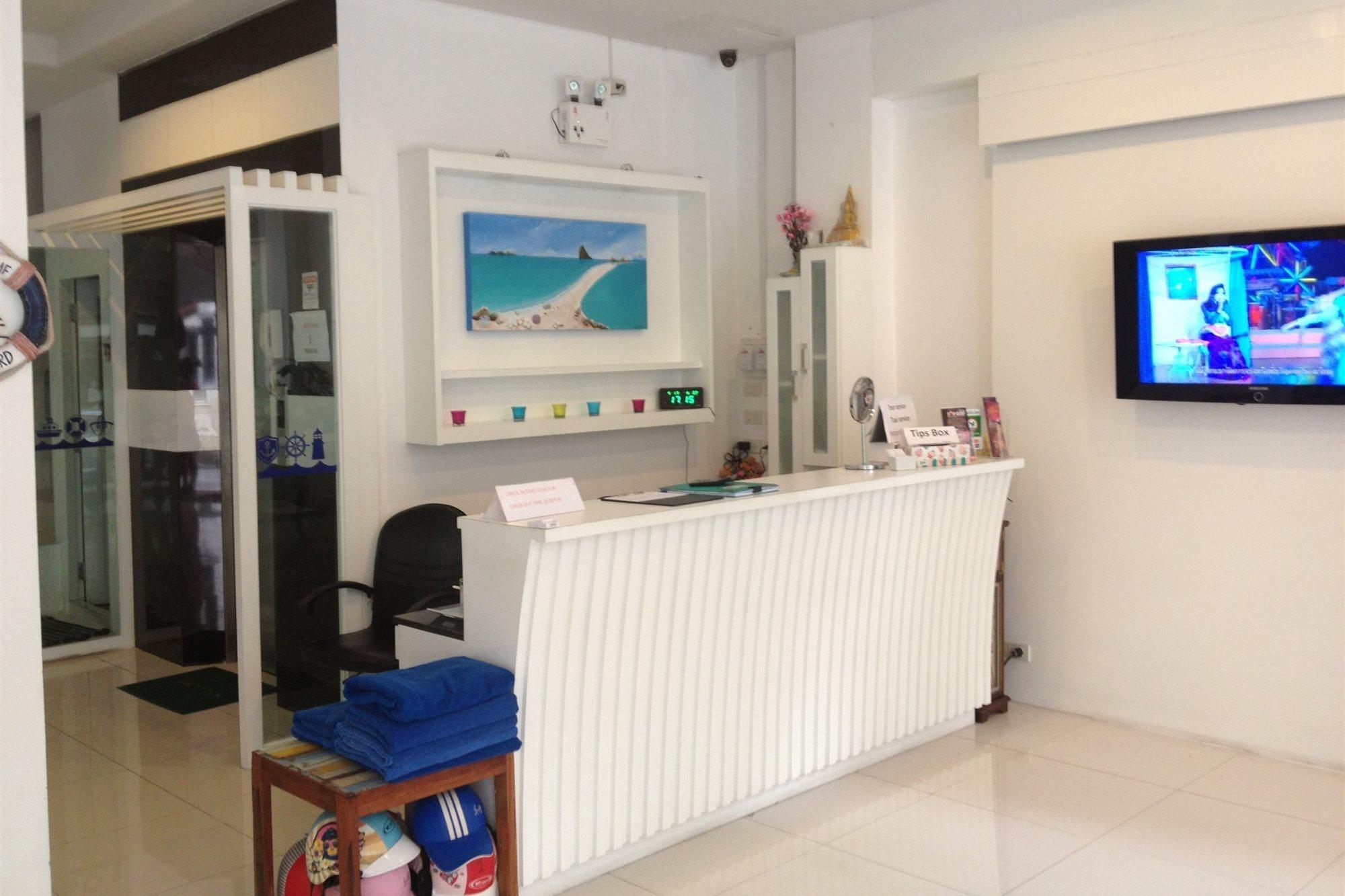 The Silk Hill Hotel Patong Екстериор снимка