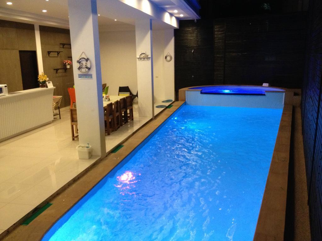 The Silk Hill Hotel Patong Екстериор снимка