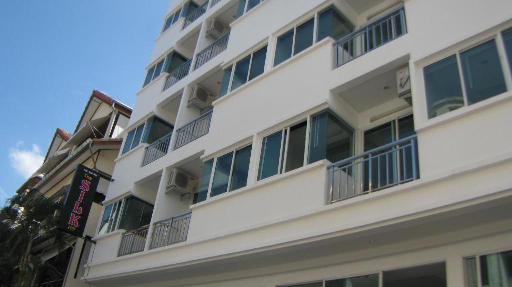 The Silk Hill Hotel Patong Стая снимка