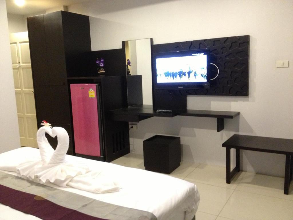 The Silk Hill Hotel Patong Стая снимка
