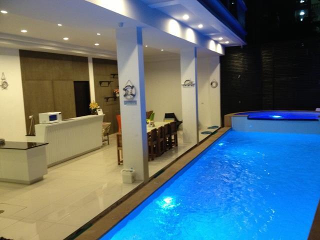 The Silk Hill Hotel Patong Екстериор снимка